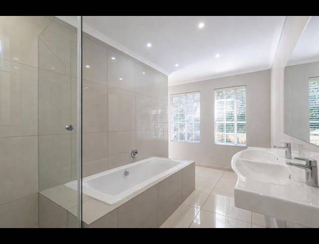 2 BEDROOM DUPLEX FOR SALE IN WATERKLOOF RIDGE